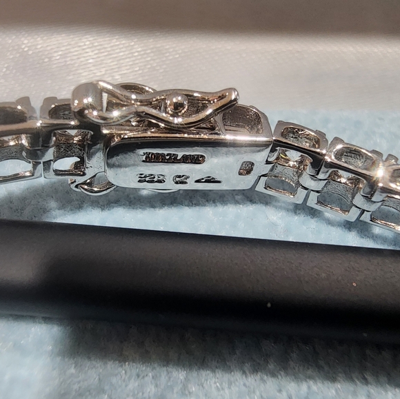 Epiphany diamonique tennis bracelet - Picture 4 of 6